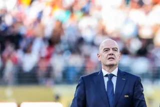 Des groupes de supporters appellent à la destitution d'Infantino