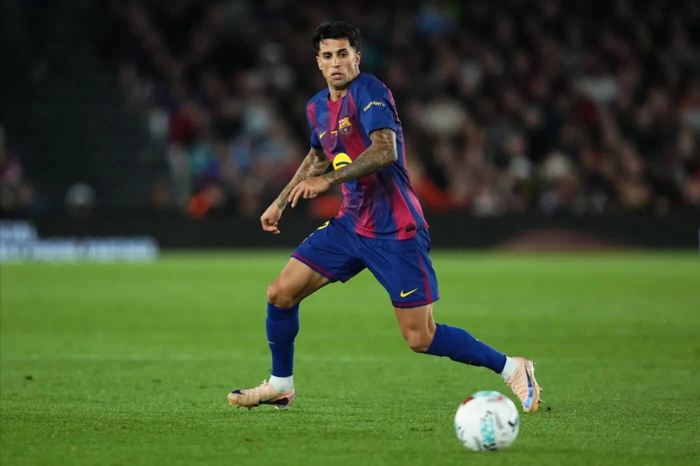 La lune de miel continue entre le Barça et Cancelo