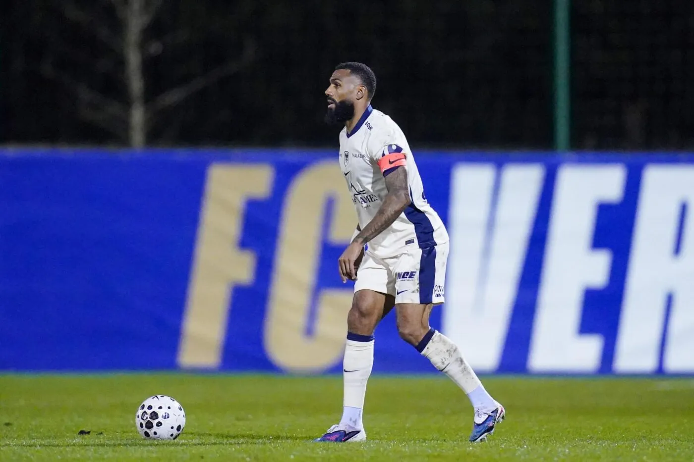 Yann M’Vila va-t-il se mettre au vélo ?