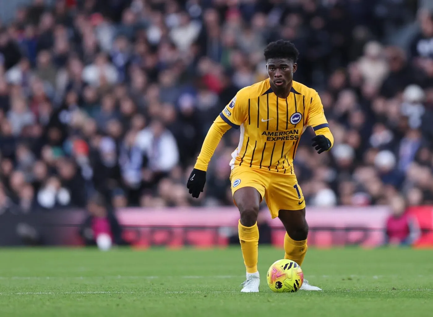 Manchester United met le paquet sur Carlos Baleba