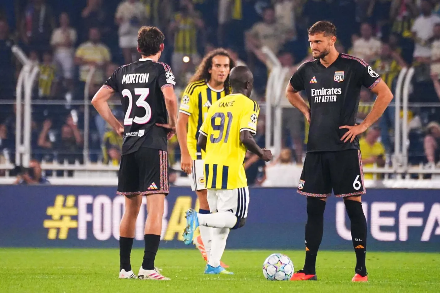En direct : Lyon - Fenerbahçe (0-0)