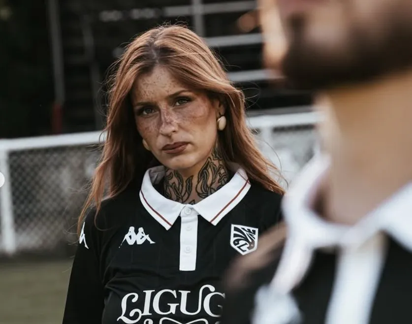 Ce superbe maillot de district fait un buzz international