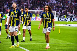 OL-Fenerbahçe : un doigt d'honneur de Guendouzi et une bagarre générale en fin de match