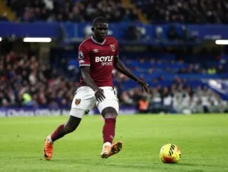 Brentford attire un international sénégalais