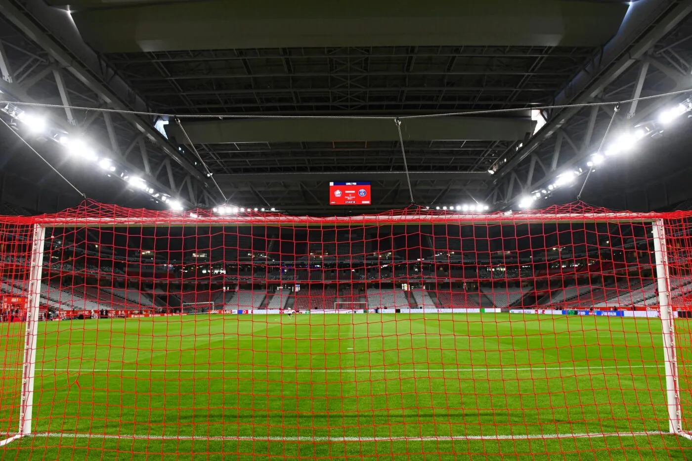 Le coup d&rsquo;envoi de LOSC-PSG décalé d&rsquo;un quart d&rsquo;heure