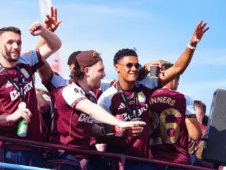 Encore un départ d'Aston Villa