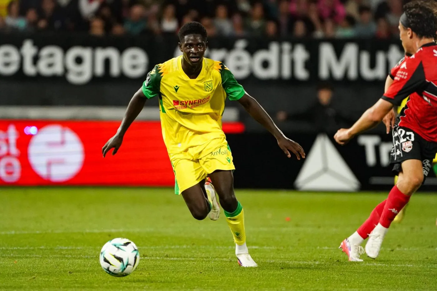 Un espoir nantais quitte les Canaris pour la Suisse
