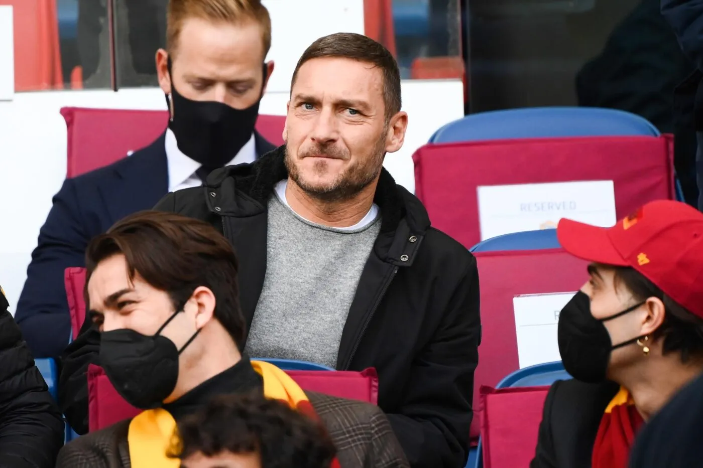 Francesco Totti se met... au basket