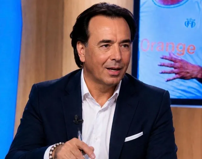 « L’argent ne suffit pas à gérer un mercato  »