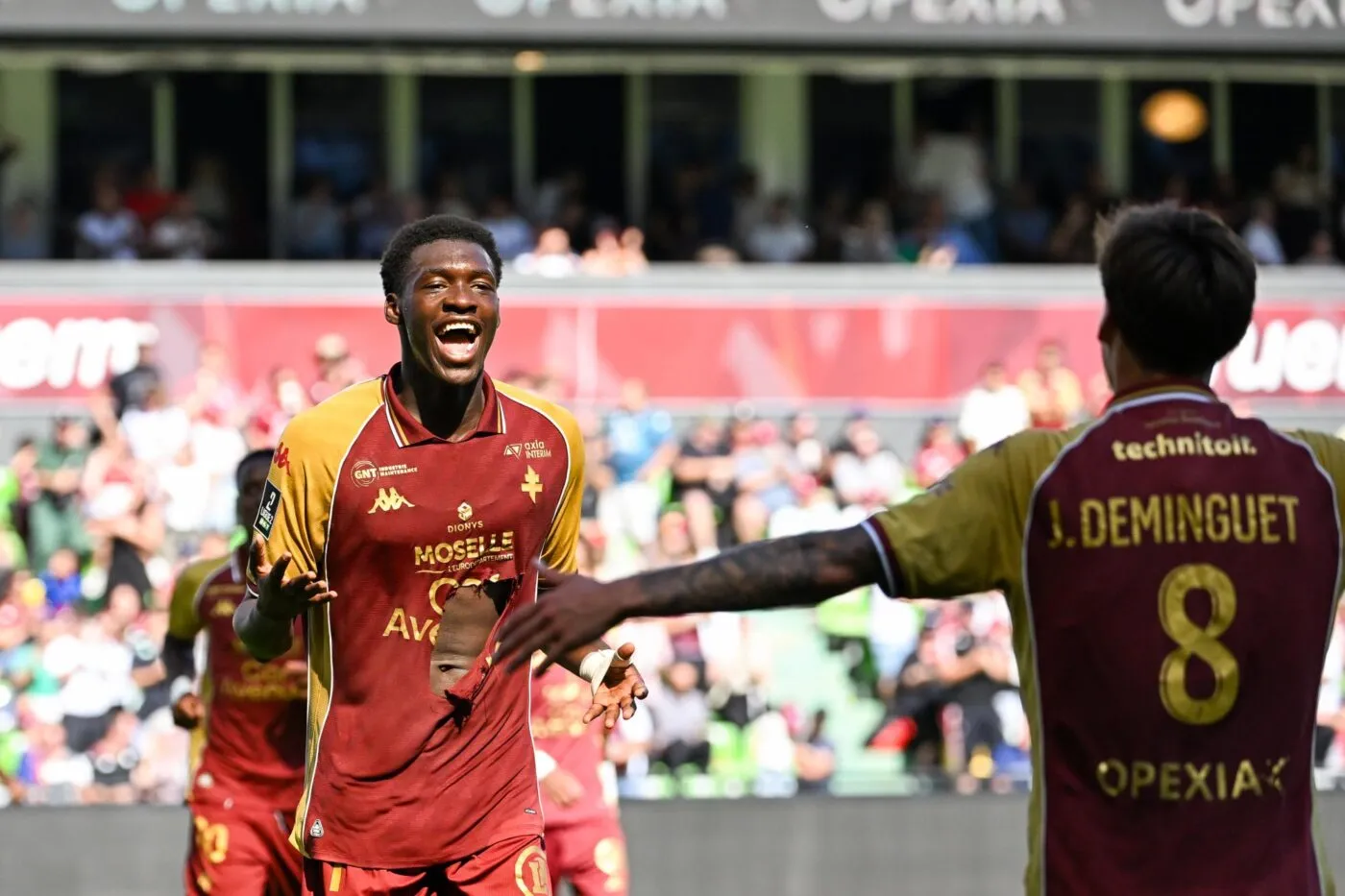 Ligue 2 : Metz trouve enfin le déclic, Guingamp ramène un bon point de Reims