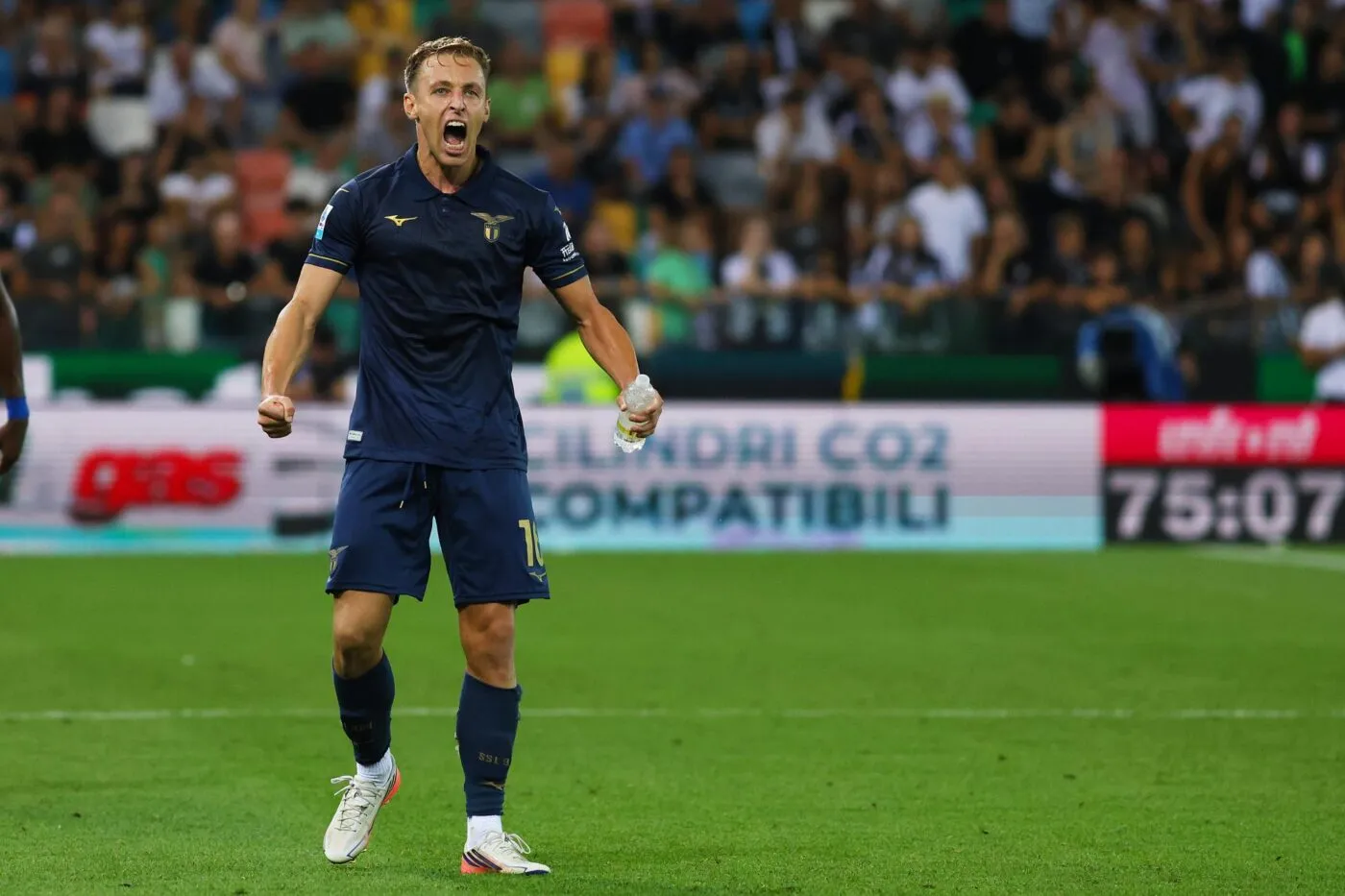 Portée par Frattesi, la Lazio continue de marcher sur l&rsquo;eau