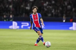 L'échauffement maradonesque de Vitinha avant d'affronter Bratislava