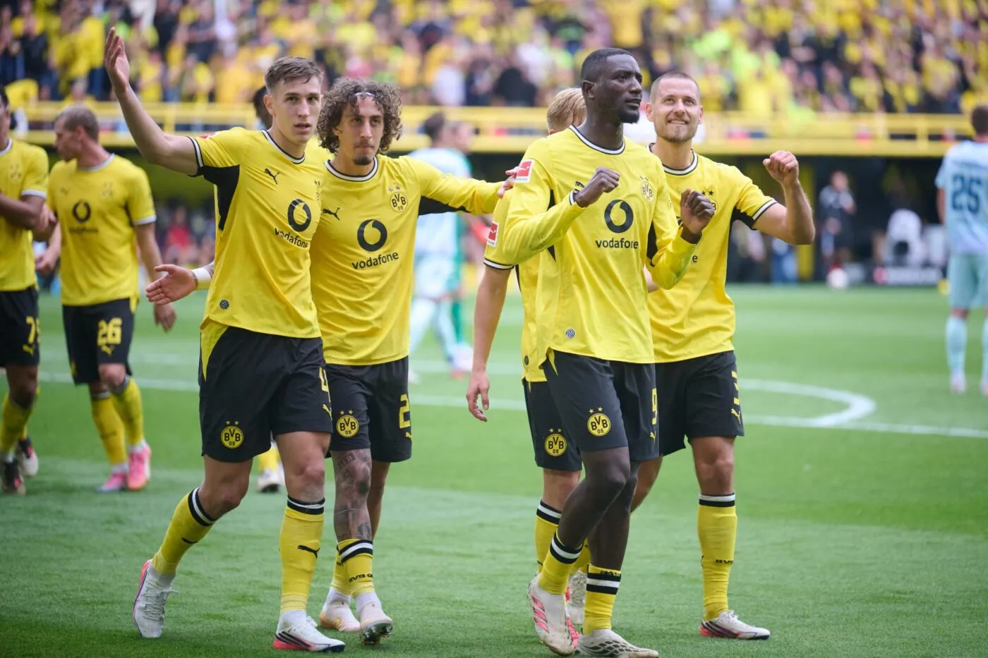 Pour une semaine de plus, le leader de Bundesliga ne sera pas Bavarois