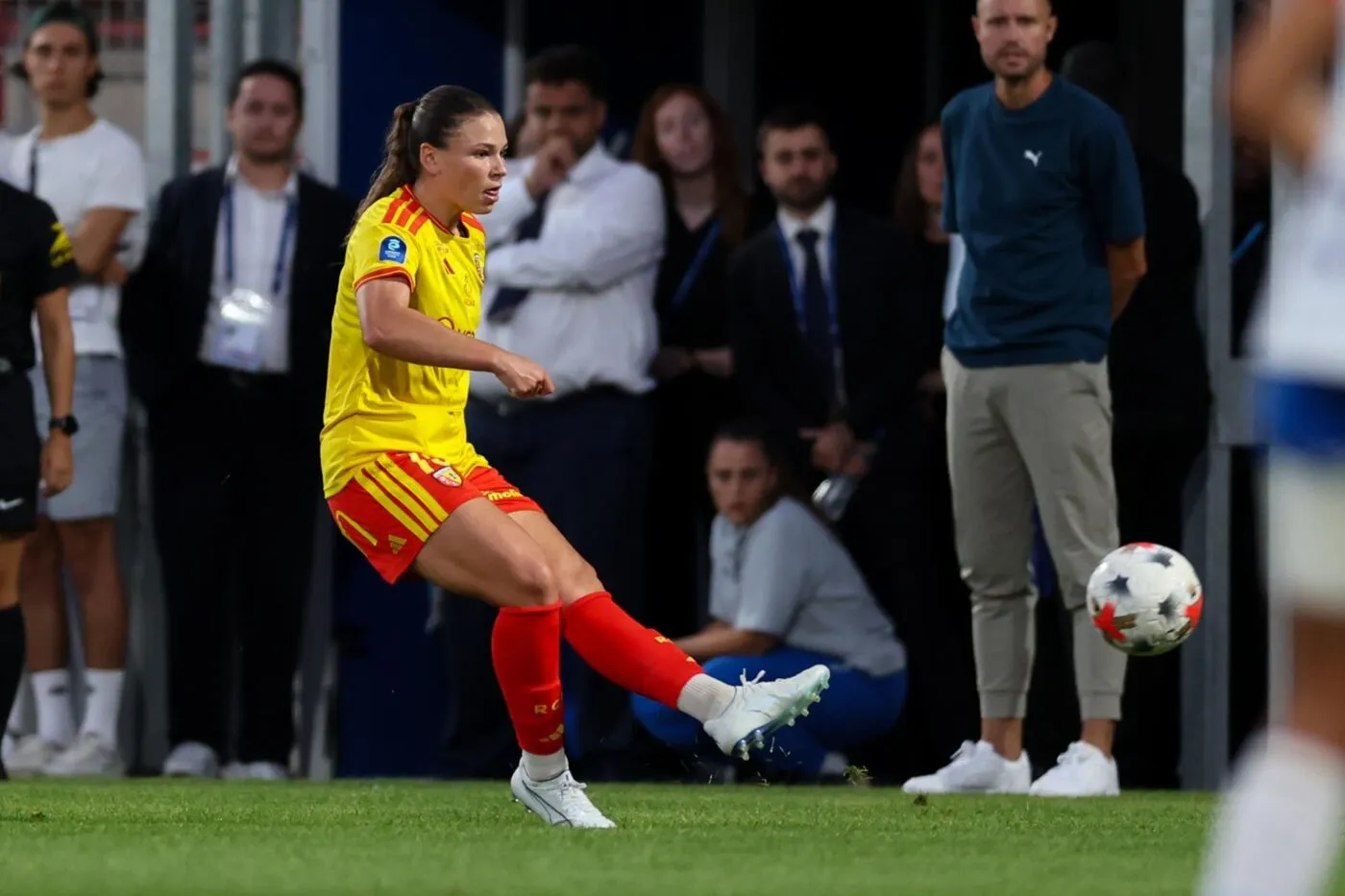Lens se moque de la diffusion catastrophique de la Première Ligue