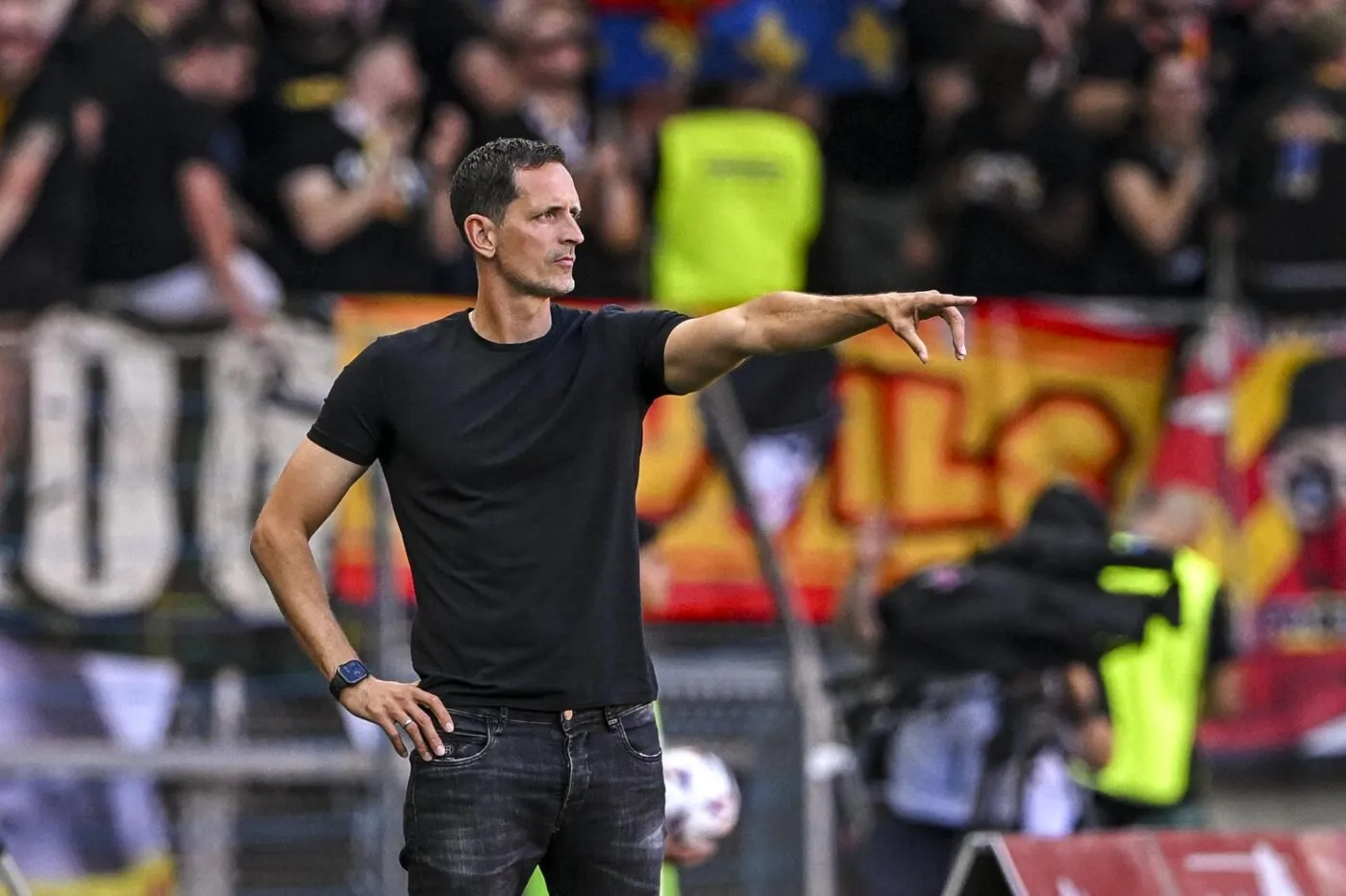 Lens confirme le départ de Toppmöller et livre des précisions