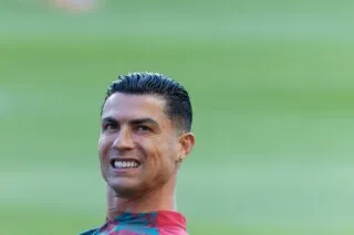 Cristiano Ronaldo pète une durite en plein match