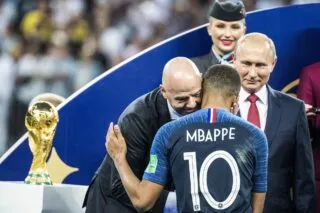 Gianni Infantino encense Mbappé et Dembélé