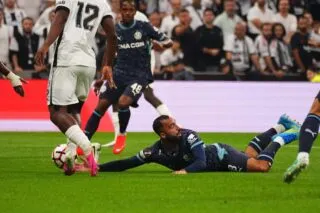 La France voit le Portugal revenir dans le rétro