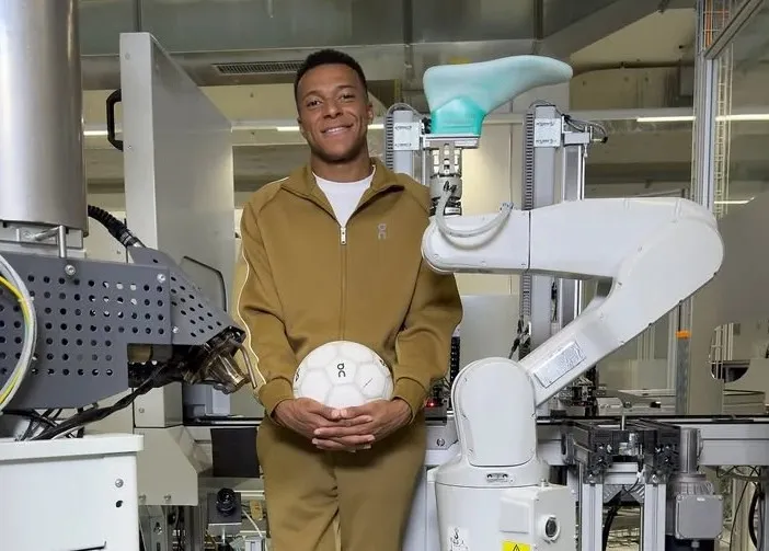 5 trucs à savoir sur On, le nouvel équipementier de Kylian Mbappé