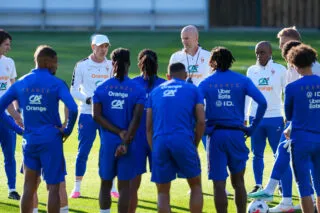Les Bleus déjà sous le charme de Zidane