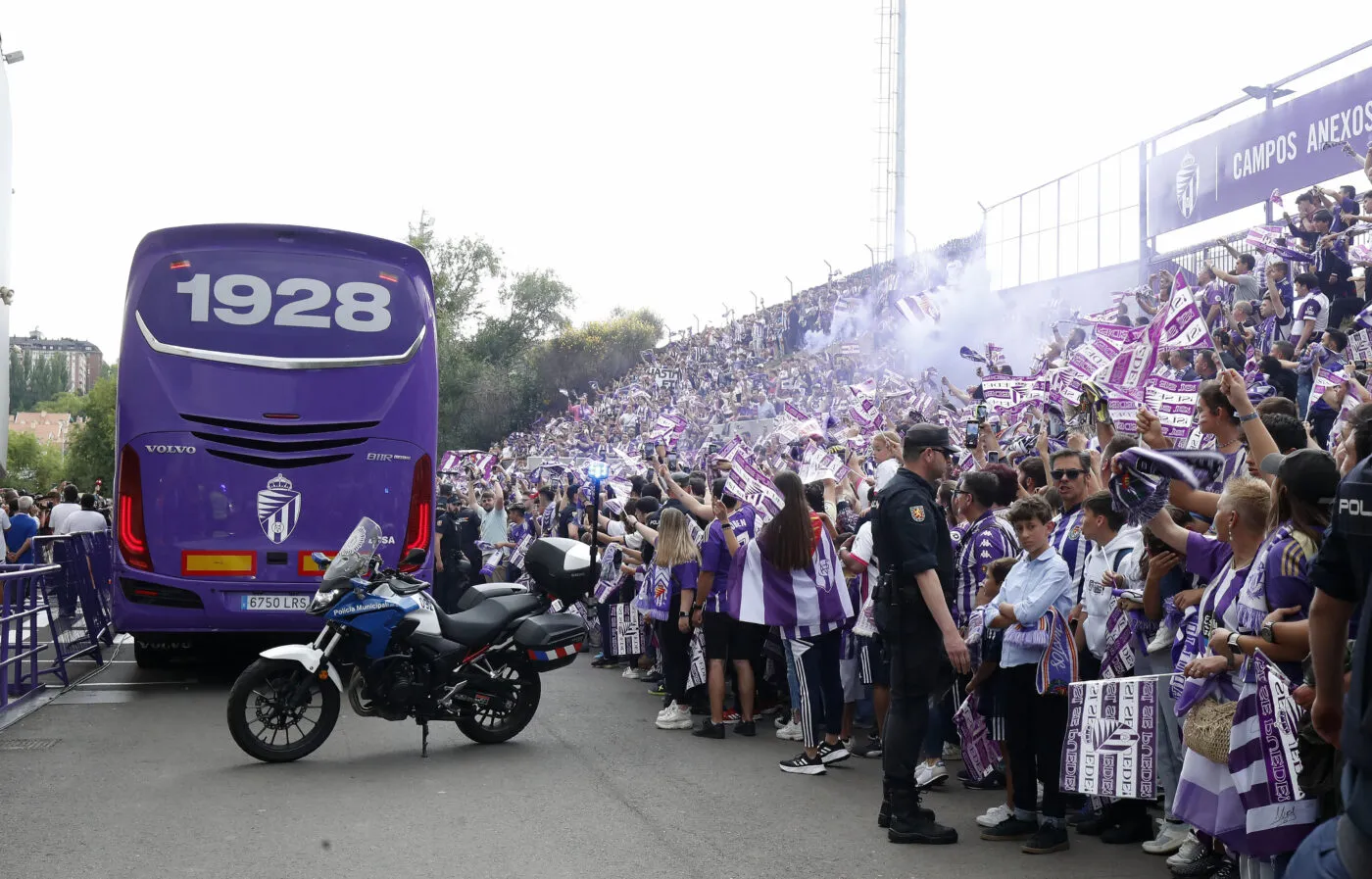 Un réfugié quitte Ceuta grâce au car du Real Valladolid