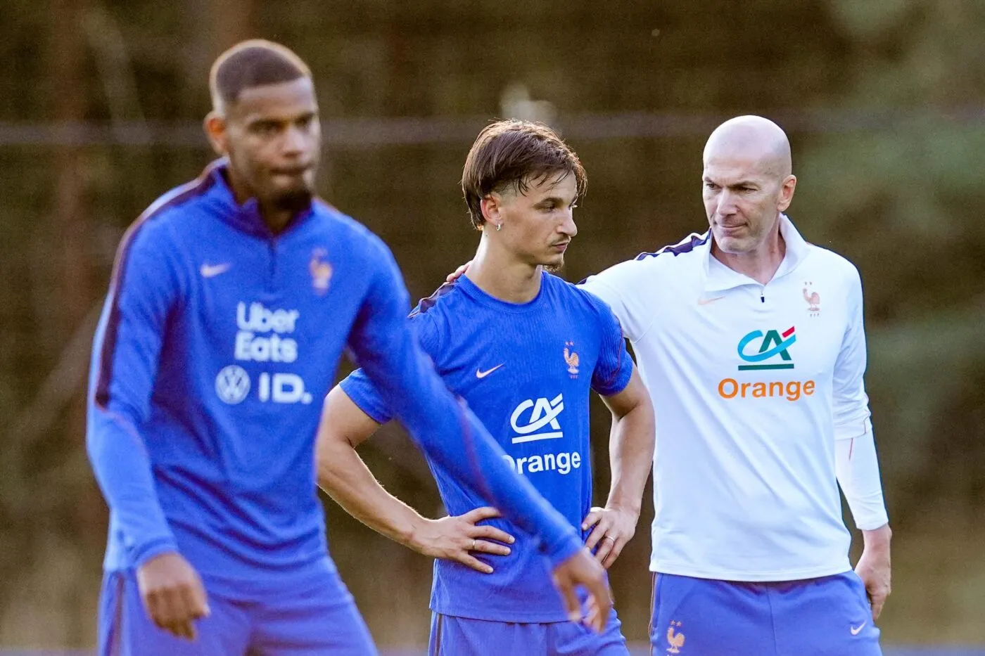 Zidane veut faire prendre conscience à ses joueurs « ce qu’est l’équipe de France<span style="font-size:50%"> </span>», explique Lepaul