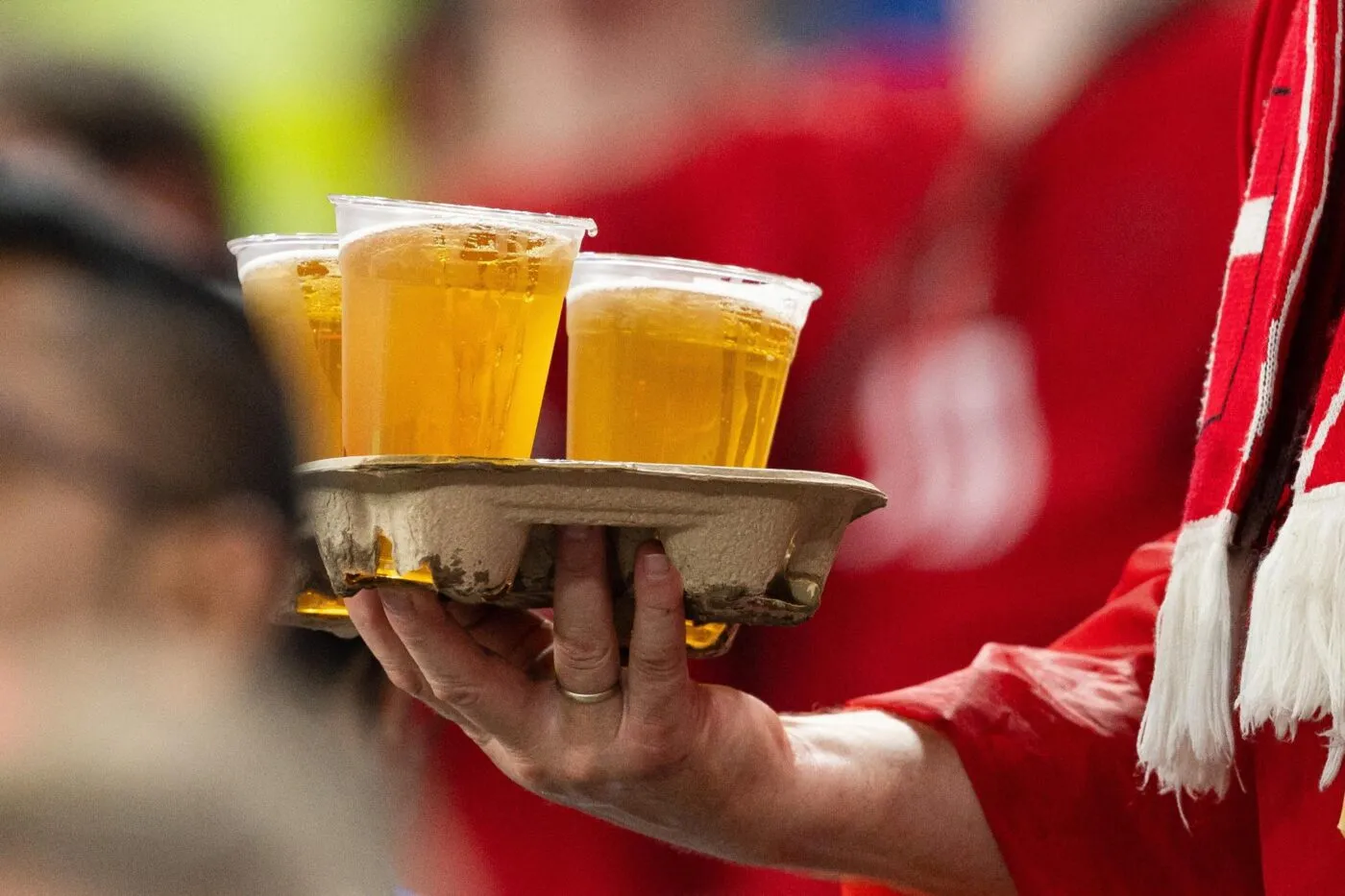 L’alcool bientôt de retour dans les stades anglais ?