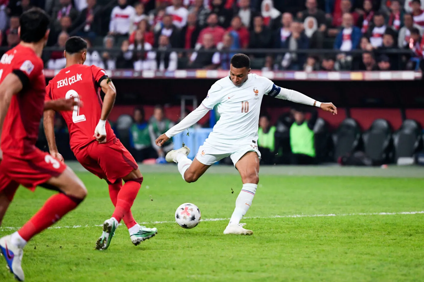 La France lance l'ère Zidane par une victoire en Turquie