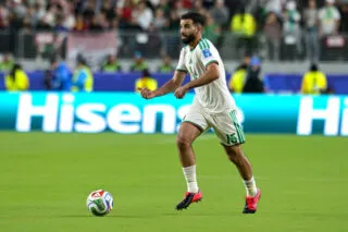 L'Algérie renvoie un joueur chez lui en plein rassemblement