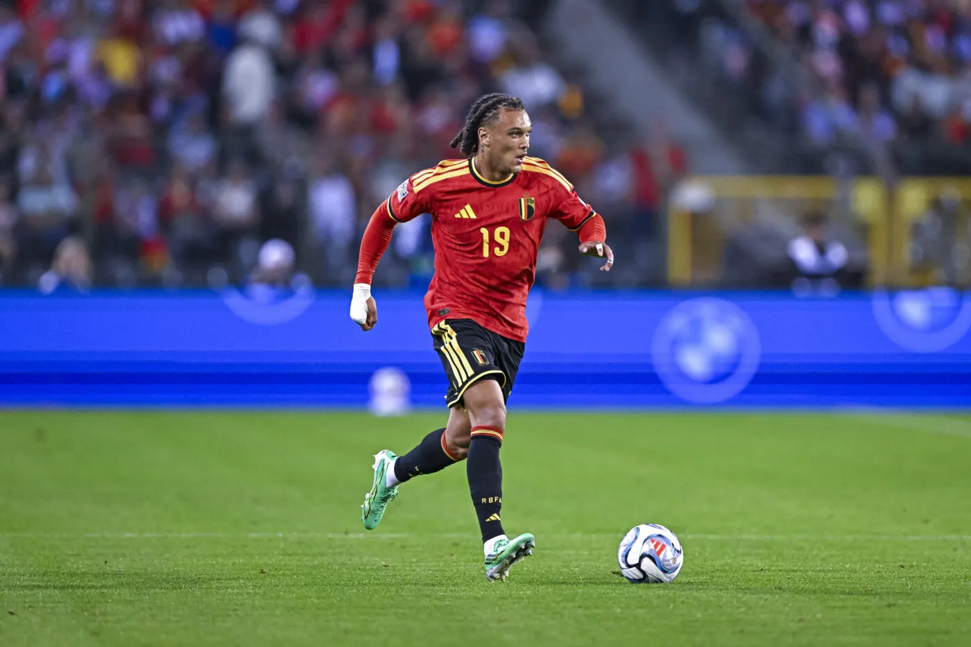 La compo des Belges contre les Bleus