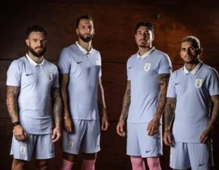 Pourquoi l'Uruguay va jouer avec des chaussettes roses face à l'Inde