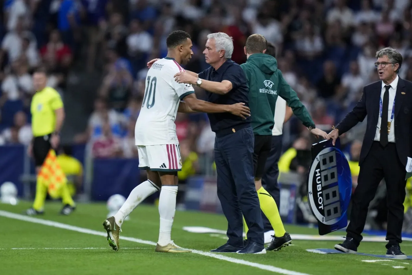 José Mourinho à la rescousse de Kylian Mbappé