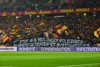 Une banderole contre les violences policières à Lens