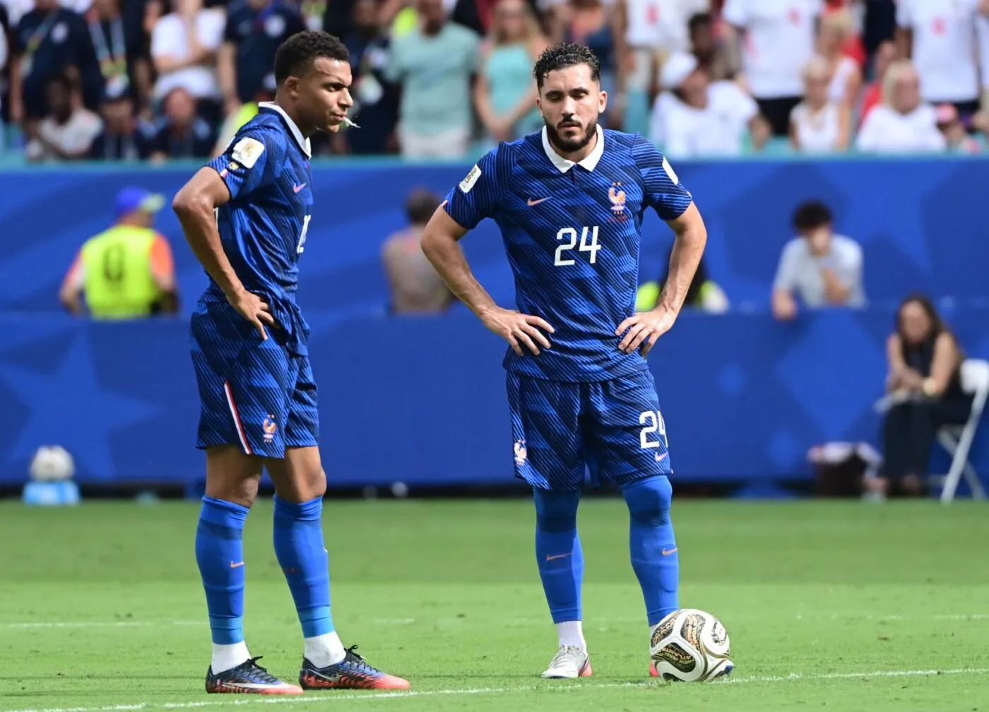Les Bleus, cible n°1 des insultes pendant le Mondial