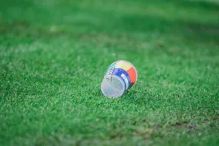 En Belgique, le match Standard-Antwerp arrêté à cause de jets de gobelets