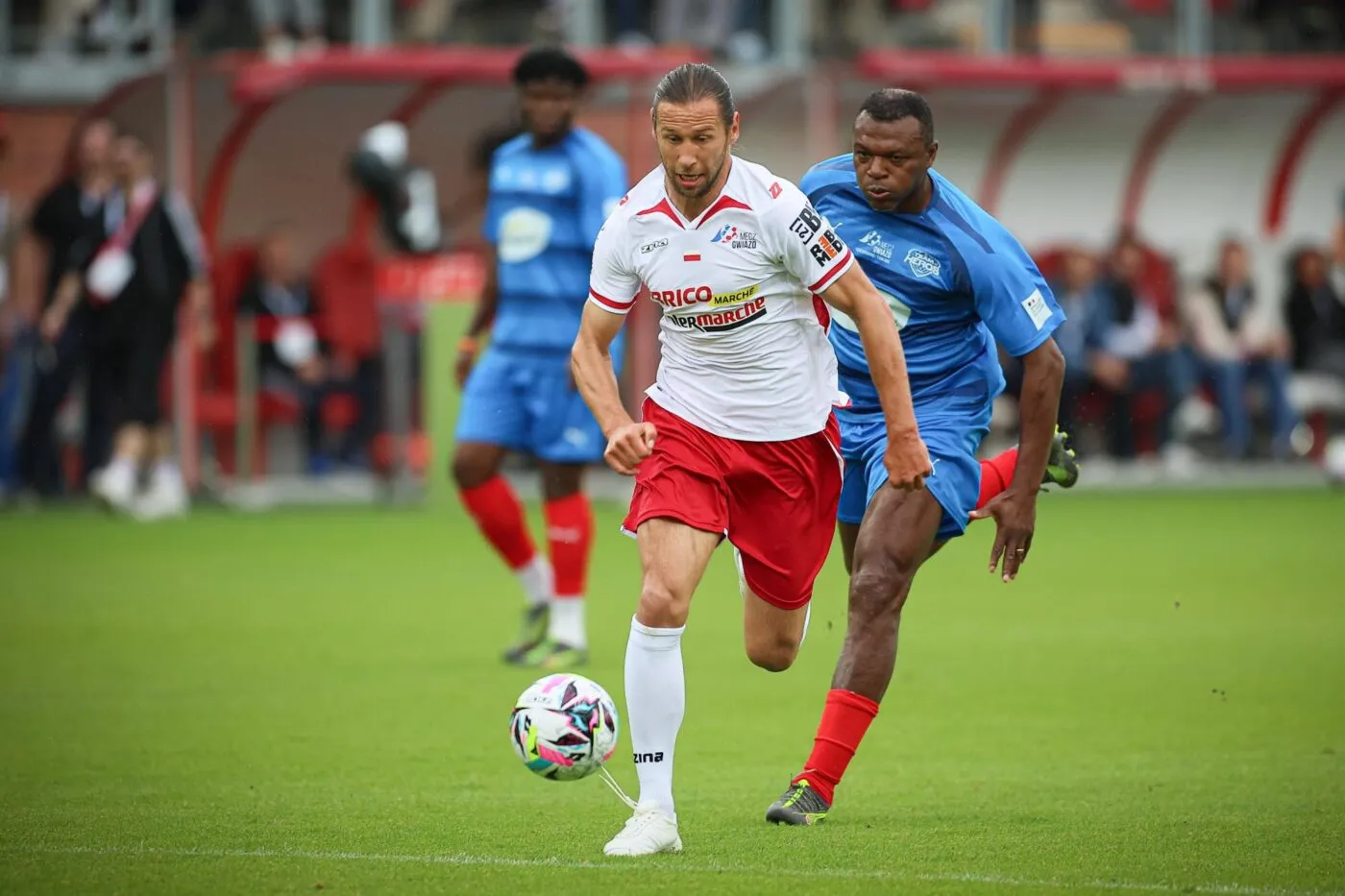 Un Polonais passé par la Ligue 1 annonce sa retraite