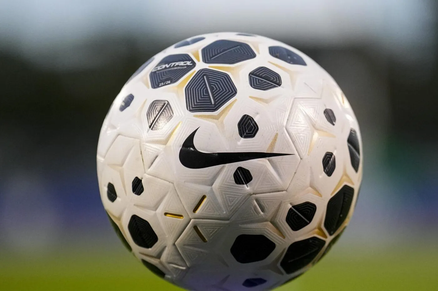 Dijon cartonne QRM, Bourg-en-Bresse n’est plus lanterne rouge