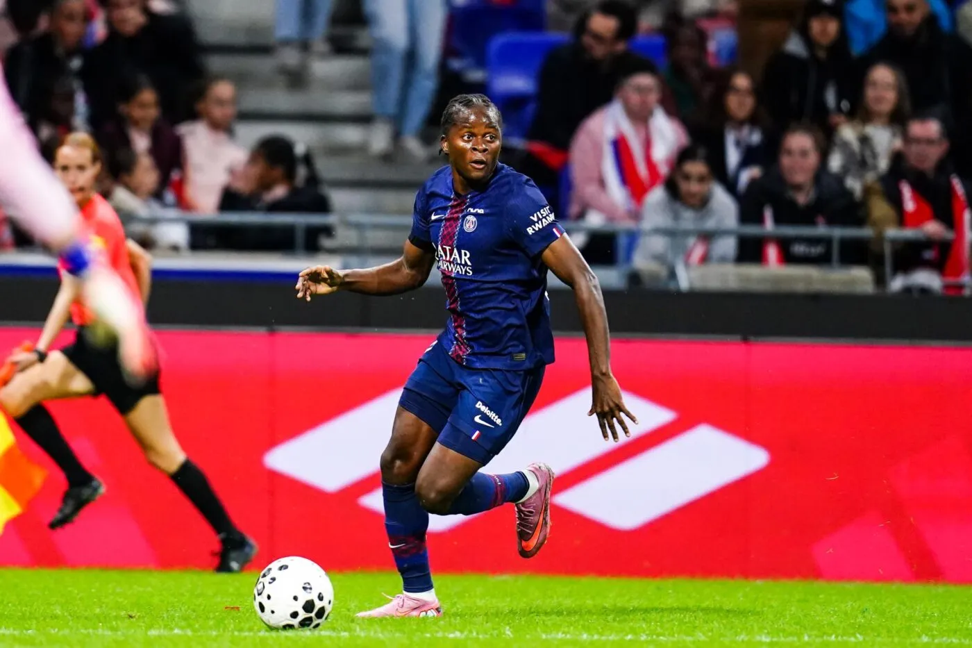 Première Ligue : le PSG bat difficilement Strasbourg et suit la cadence de l’OL