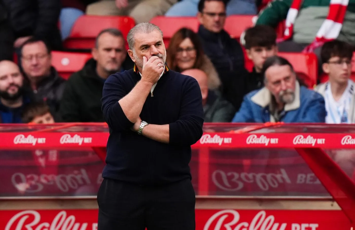 Postecoglou limogé après seulement 8 matchs