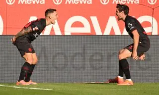 Leverkusen fait le show avant de défier le PSG