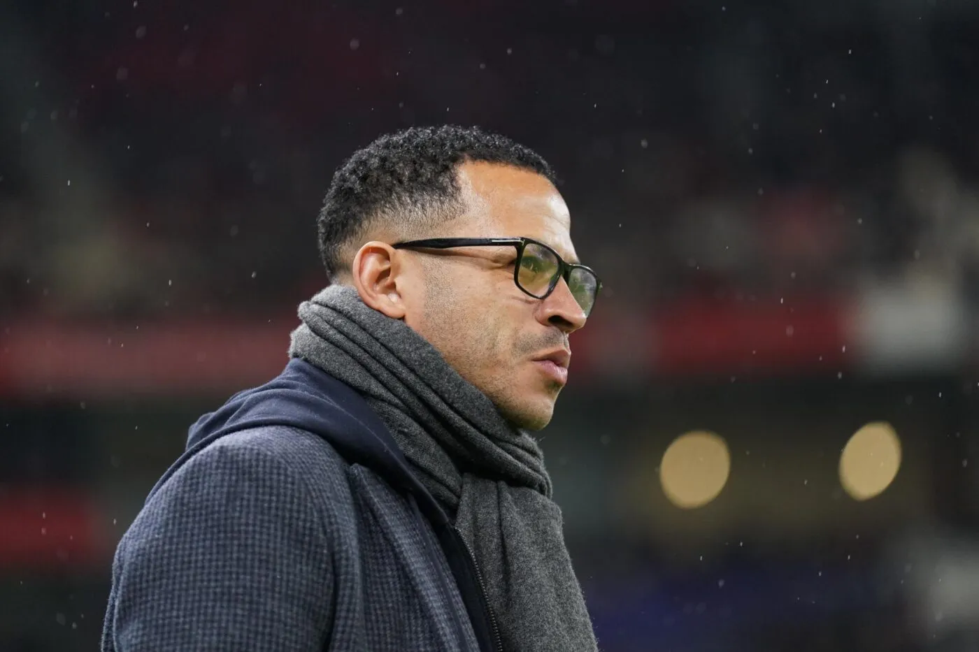 Liam Rosenior peste contre l’arbitrage après la défaite face à l’OL