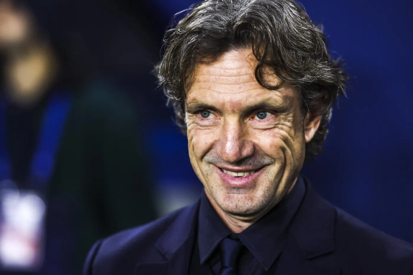 Laurent Bonadei restera sur le banc des Bleues au moins jusqu’en 2027