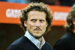 Diego Forlan hospitalisé après un choc lors d’un match de vétérans