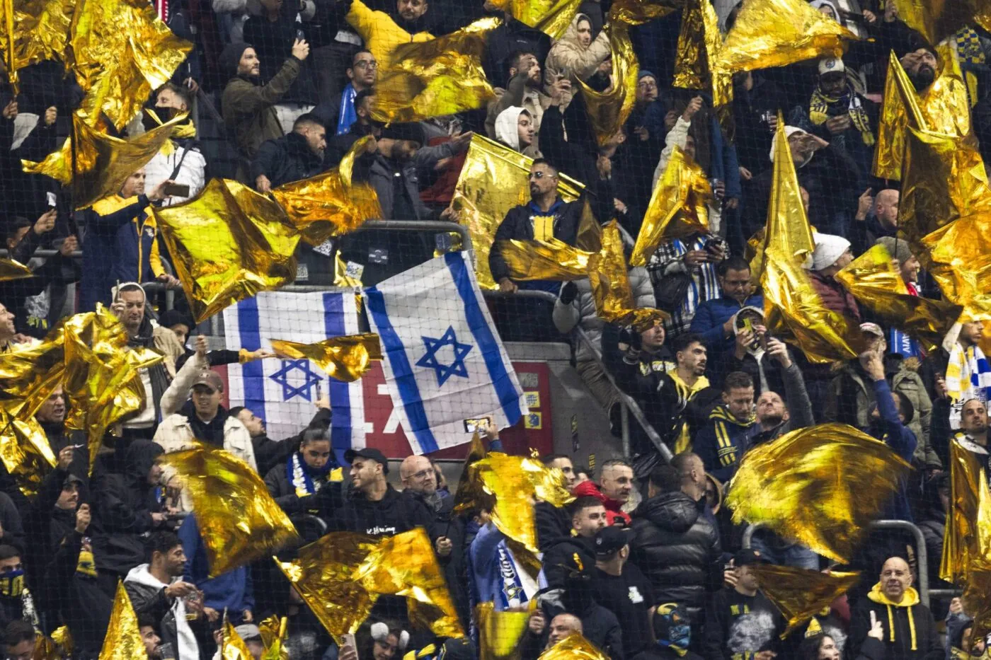 Le derby de Tel Aviv annulé, plusieurs policiers blessés
