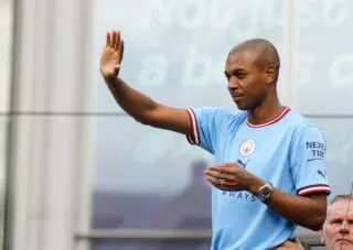 Un ancien taulier de Manchester City prend sa retraite
