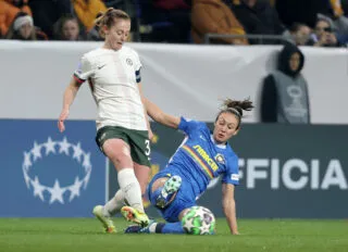 Chelsea marche sur St. Polten et talonne l’OL 