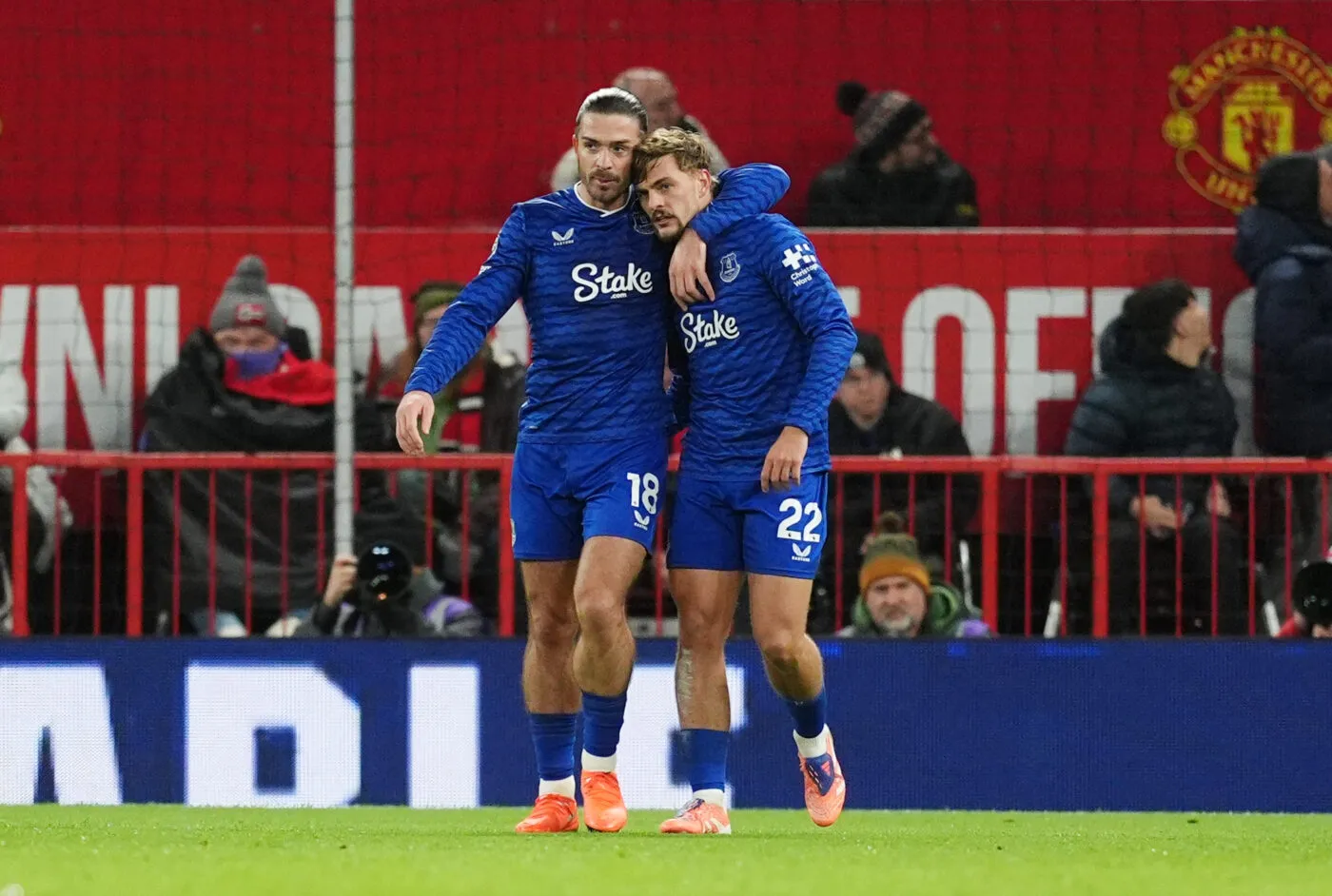 Réduit à dix, Everton gifle Manchester United