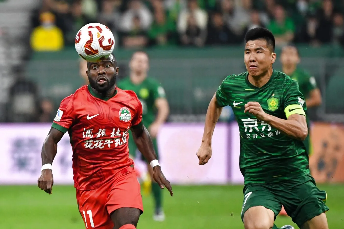 Un club chinois sanctionné après des cris de singe de ses supporters