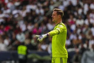 Marc-André ter Stegen a un courtisan