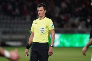 Les arbitres de Paris FC-Rennes et Lyon-PSG seront équipés de caméras